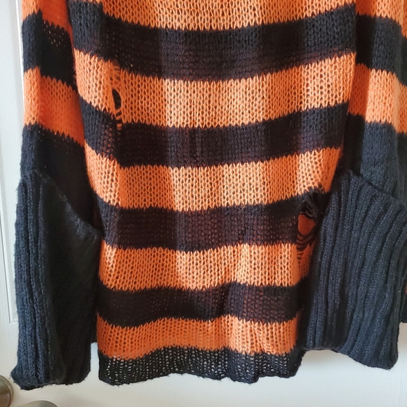 NWT Killstar plus size hooded knit sweater - Picture 7 of 9